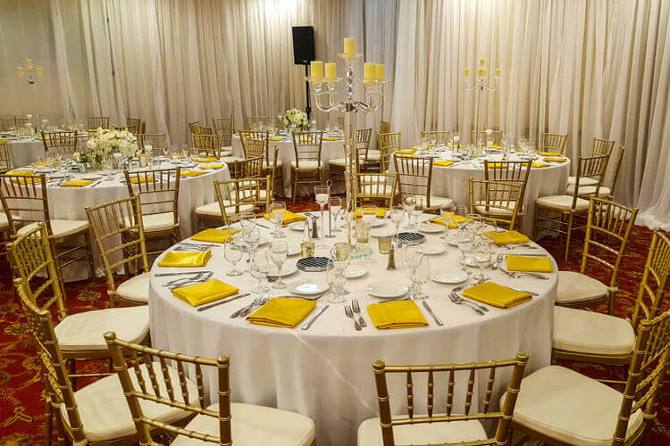 Santa Clara Biltmore Hotel & Suites - Saratoga Ballroom Dining Seating