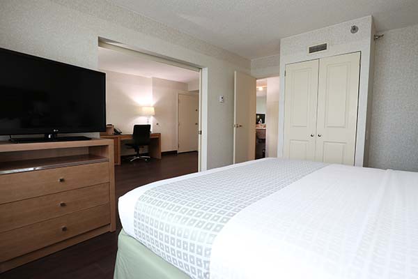 Santa Clara Biltmore Hotel & Suites - Silicon Valley Tower Suites